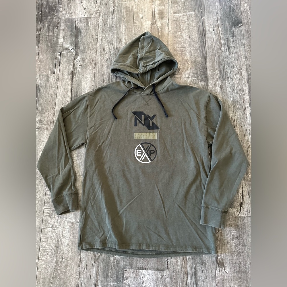 Express Size Medium Top - image 1